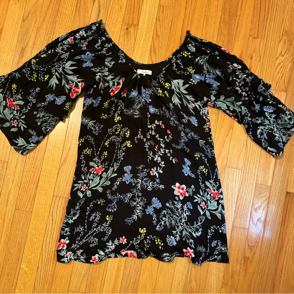 🌸PARKER Floral black dress!🌸